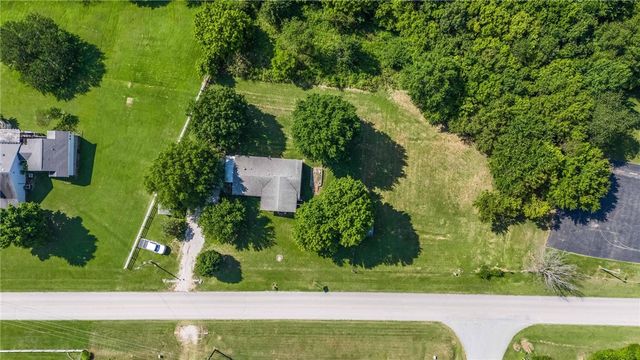 779 Steele Road, Tontitown, AR 72762