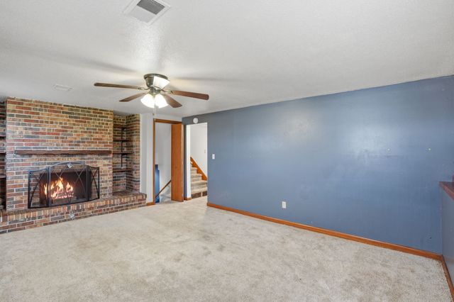 145 Beech Boulevard, Pleasant Hill, IA 50327