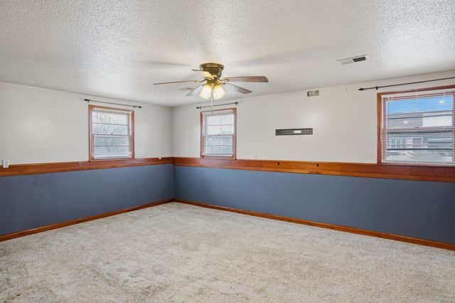 145 Beech Boulevard, Pleasant Hill, IA 50327