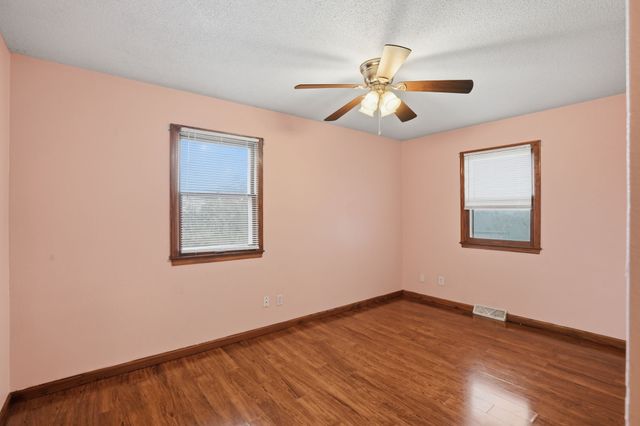 145 Beech Boulevard, Pleasant Hill, IA 50327