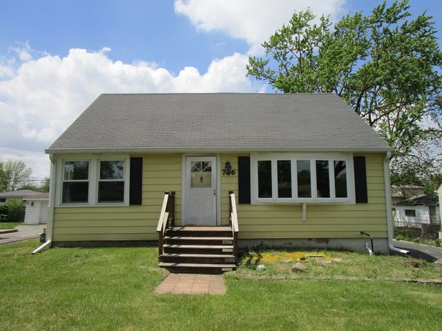 786 N Van Auken Street, Elmhurst, IL 60126