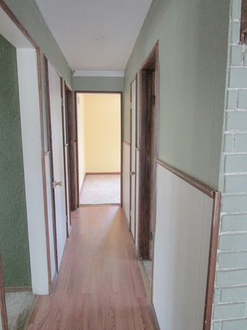 786 N Van Auken Street, Elmhurst, IL 60126