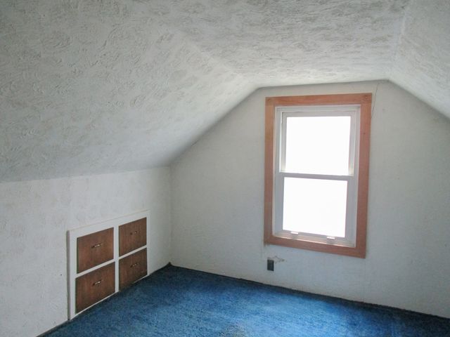 786 N Van Auken Street, Elmhurst, IL 60126