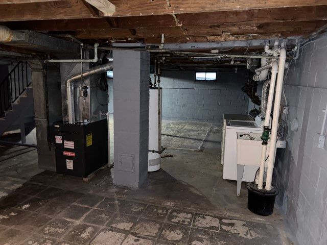 786 N Van Auken Street, Elmhurst, IL 60126