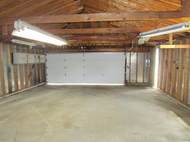 786 N Van Auken Street, Elmhurst, IL 60126