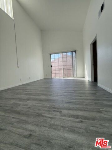 621 N Bronson Avenue 202, Los Angeles, CA 90004