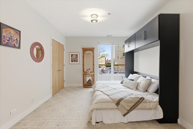 2515 Prairie Avenue 1E, Evanston, IL 60201