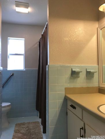 4015 Meeks, San Antonio, TX 78210