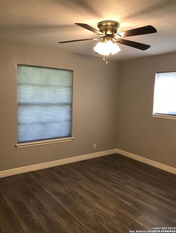 4015 Meeks, San Antonio, TX 78210