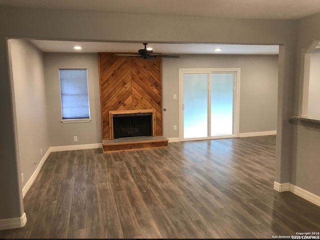 4015 Meeks, San Antonio, TX 78210