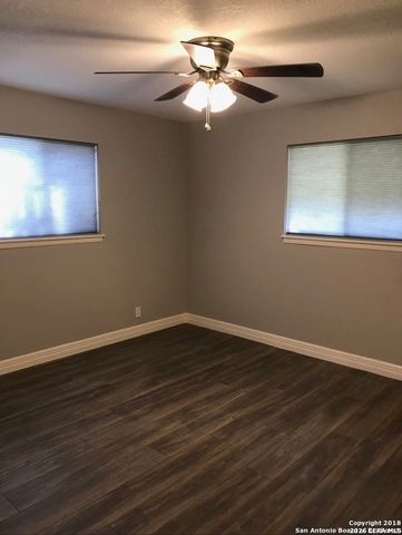 4015 Meeks, San Antonio, TX 78210