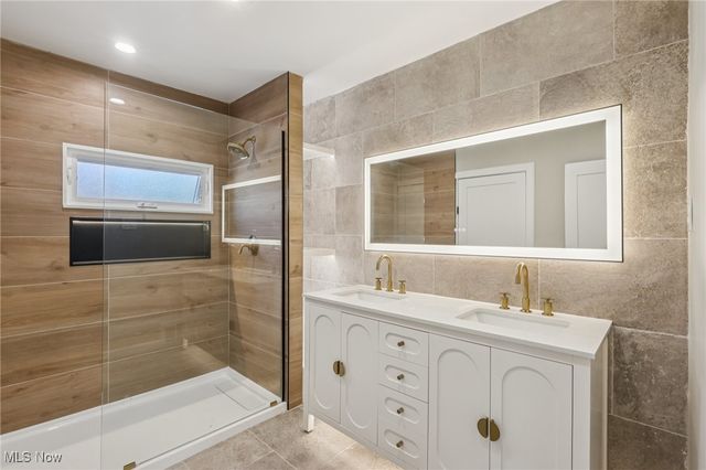 10225 Baltic Road, Cleveland, OH 44102