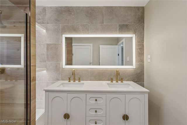 10225 Baltic Road, Cleveland, OH 44102