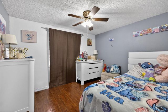 16112 FOXFIRE DRIVE, Tampa, FL 33618