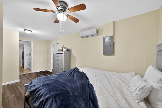 16112 FOXFIRE DRIVE, Tampa, FL 33618