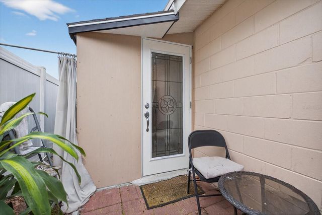 16112 FOXFIRE DRIVE, Tampa, FL 33618