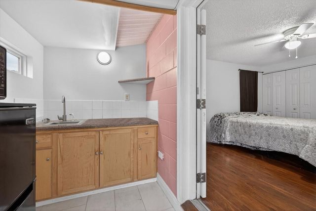 16112 FOXFIRE DRIVE, Tampa, FL 33618