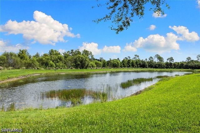 6907 Cocoplum ST, Naples, FL 34114