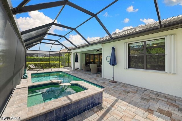 6907 Cocoplum ST, Naples, FL 34114