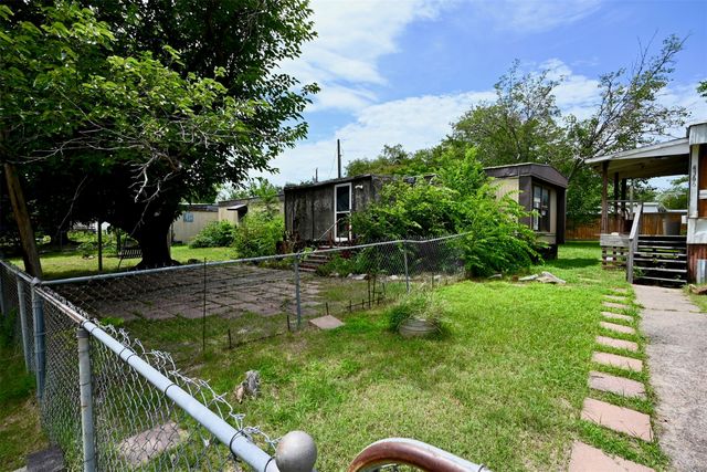 4362 Sunset Circle, The Colony, TX 75056