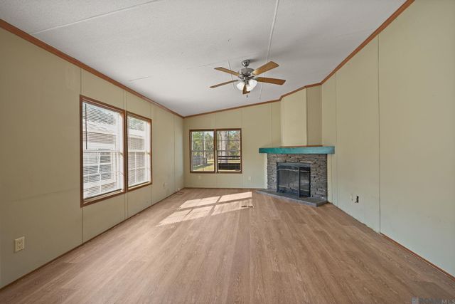 28660 Old Doyle Rd, Livingston, LA 70754