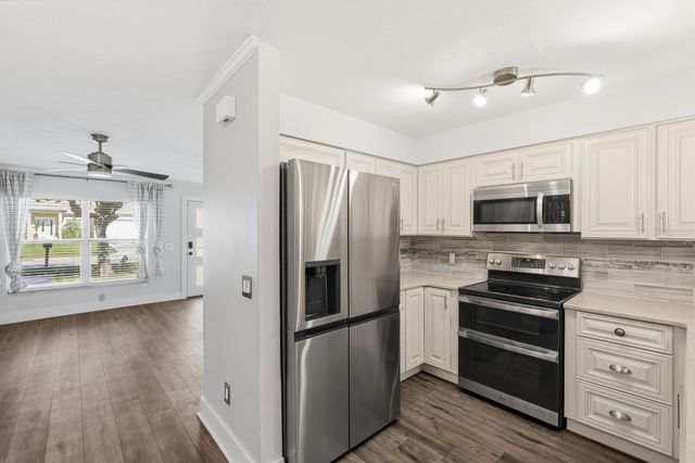 932 LORA STREET, Daytona Beach, FL 32114