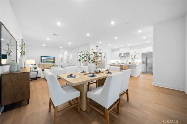 580 Mulligan, Irvine, CA 92618