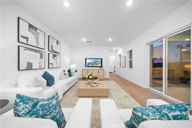 580 Mulligan, Irvine, CA 92618