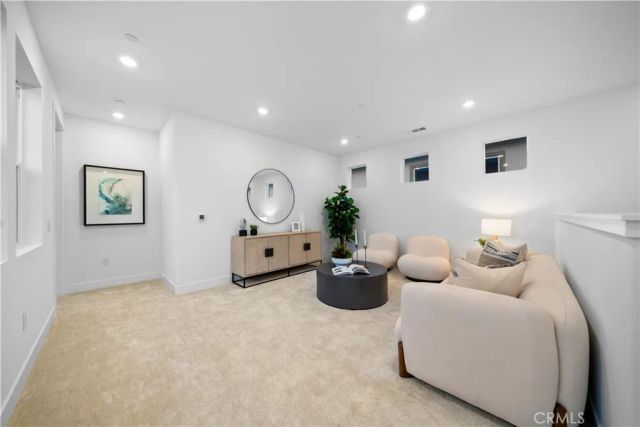 580 Mulligan, Irvine, CA 92618
