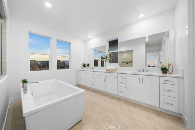 580 Mulligan, Irvine, CA 92618