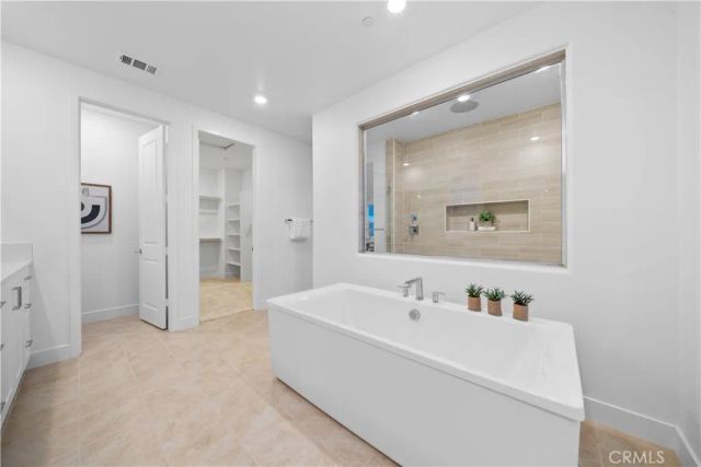 580 Mulligan, Irvine, CA 92618