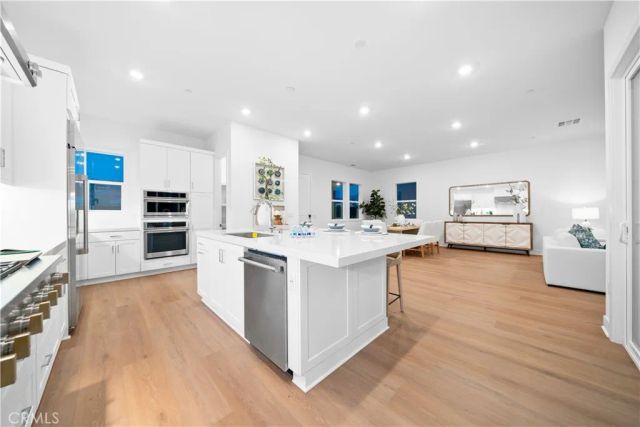 580 Mulligan, Irvine, CA 92618