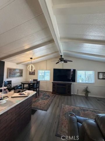 9161 Santa Fe East 39, Hesperia, CA 92345