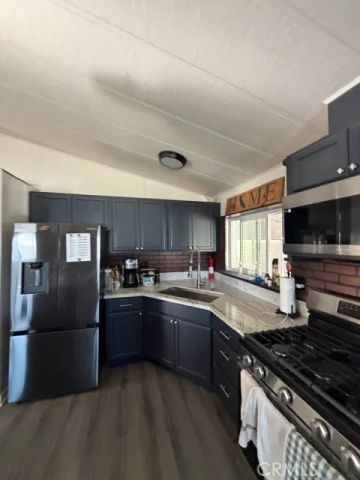 9161 Santa Fe East 39, Hesperia, CA 92345