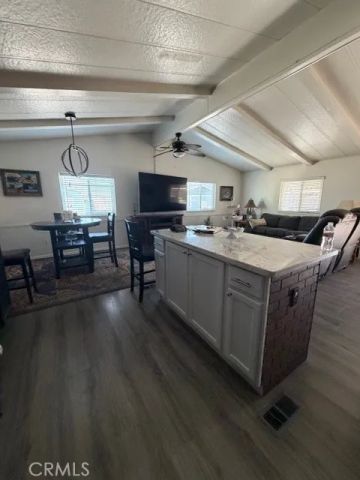 9161 Santa Fe East 39, Hesperia, CA 92345