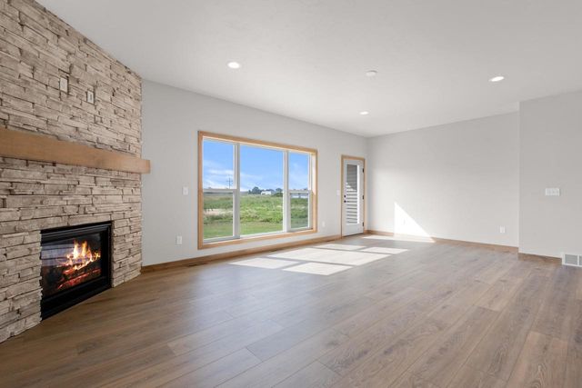 726 TAMBOUR COURT, De Pere, WI 54115