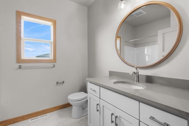 726 TAMBOUR COURT, De Pere, WI 54115