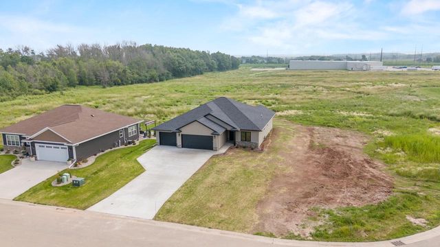 726 TAMBOUR COURT, De Pere, WI 54115