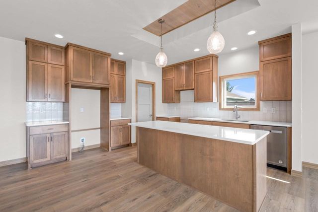 726 TAMBOUR COURT, De Pere, WI 54115