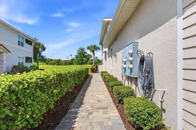 14049 BLACK BEAUTY DRIVE 711, Punta Gorda, FL 33955