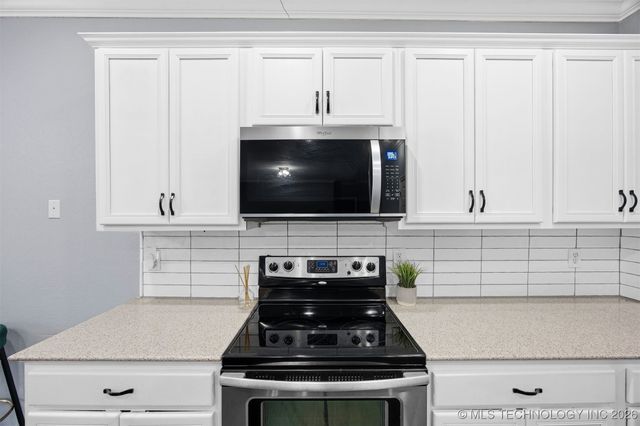 8709 125th East Avenue, Owasso, OK 74055