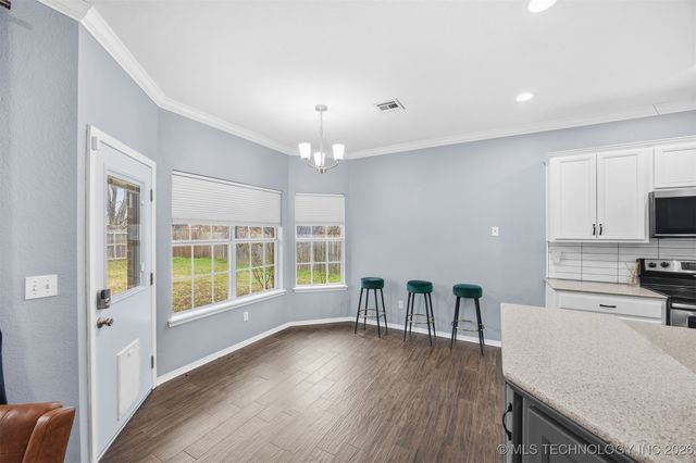 8709 125th East Avenue, Owasso, OK 74055