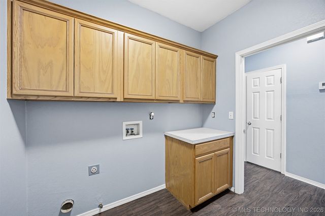 8709 125th East Avenue, Owasso, OK 74055