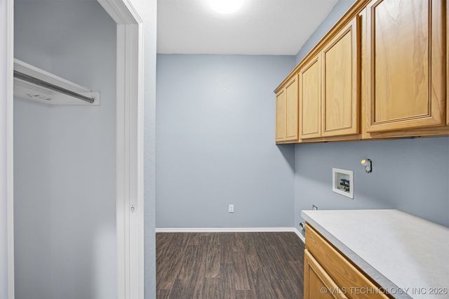 8709 125th East Avenue, Owasso, OK 74055