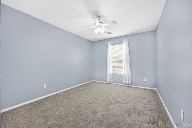 8709 125th East Avenue, Owasso, OK 74055