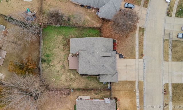 8709 125th East Avenue, Owasso, OK 74055