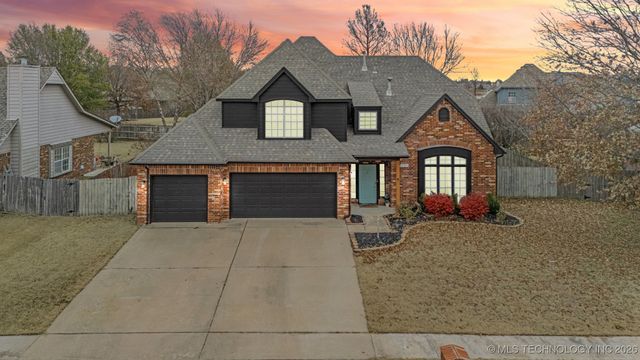 8709 125th East Avenue, Owasso, OK 74055