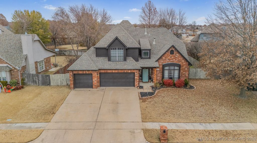 8709 125th East Avenue, Owasso, OK 74055