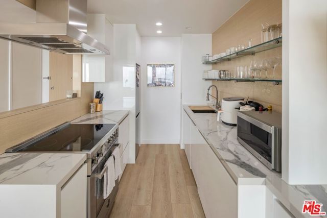 10501 Wilshire Boulevard 2209, Los Angeles, CA 90024