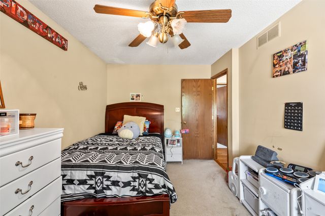 3700 SE 24th Court, Des Moines, IA 50320